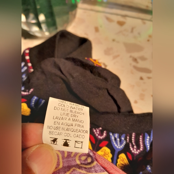 Lightweight jacket size M, Never worn - Picture 7 of 8